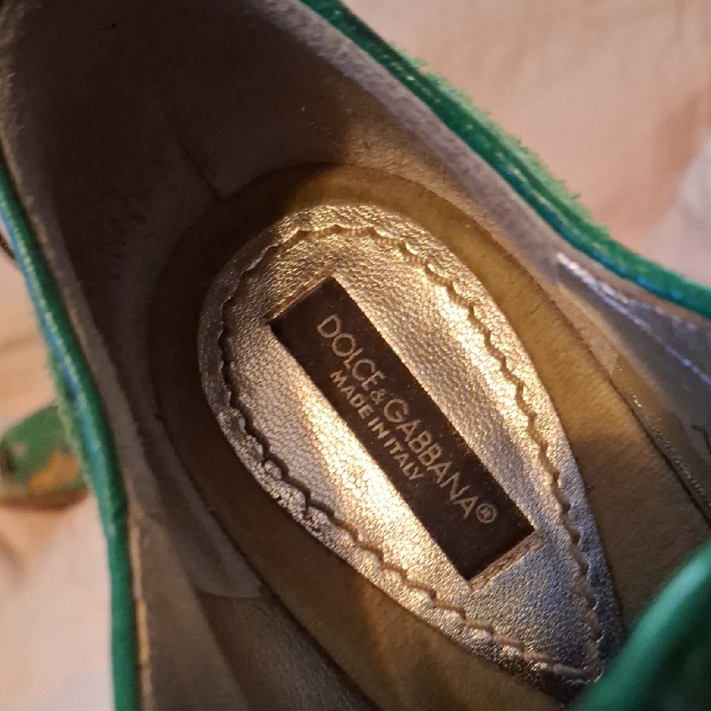 Dolce & Gabbana Green and Tan Lace-Up Heels - Picture 2 of 16
